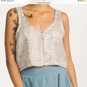 New Allison Wonderland Fia sequin cropped sequin Tank size 4
